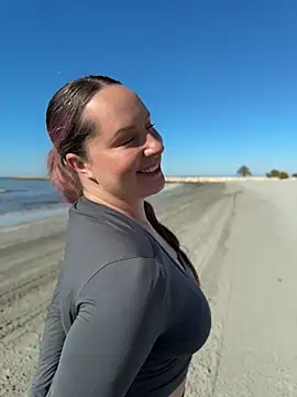 Mona Plus online show from 04/01/26, 08:26