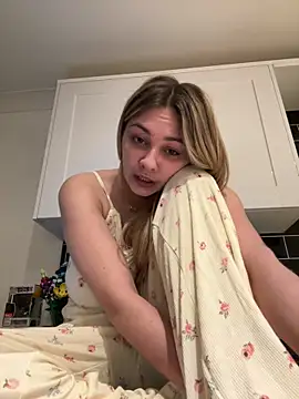 skyemorgan01 online show from 03/22/26, 08:32