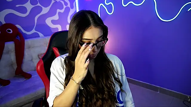 verosmit1 online show from 11/08/25, 12:47