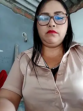 promiscuous-indecent-momm online show from 09/24/25, 08:26