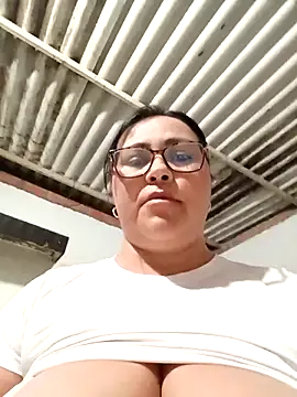 promiscuous-indecent-momm online show from 11/02/25, 10:37