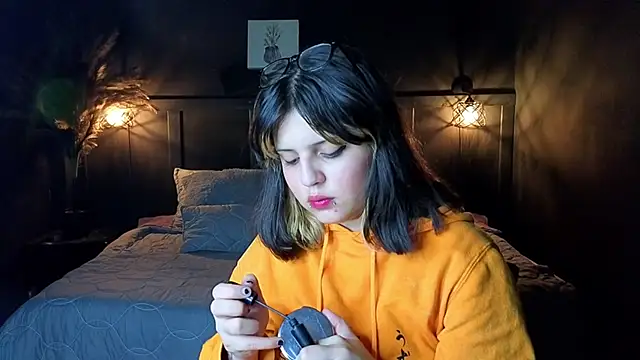 scarleth shadow online show from 09/14/25, 02:23