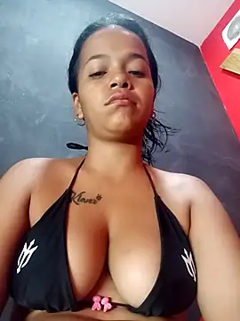 Snapshot of manuel_rey chatting on 03/11/25, 10:51 manuel rey online show from 03/11/25, 10:51