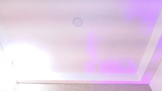 YesyHills online show from 04/07/26, 11:56