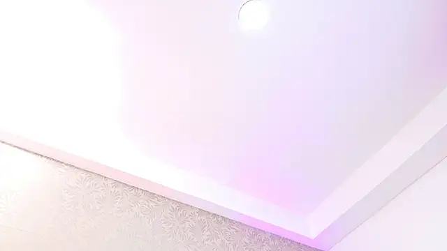 Snapshot of YesyHills chatting on 01/10/26, 12:00 YesyHills online show from 01/10/26, 12:00