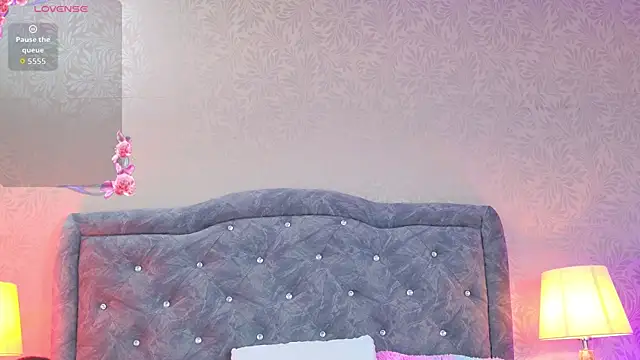 Snapshot of YesyHills chatting on 03/01/26, 11:43 YesyHills online show from 03/01/26, 11:43