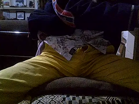 createur34 online show from 10/26/25, 05:46