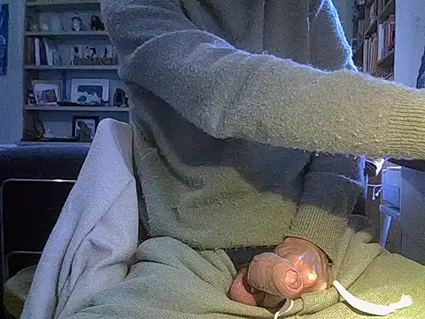 createur34 online show from 02/25/26, 08:25