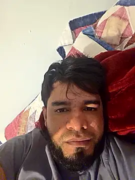 guajiro276565 online show from 02/03/26, 07:41