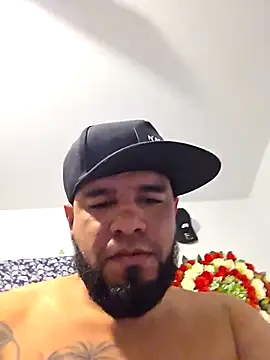 guajiro276565 online show from 02/24/26, 05:47