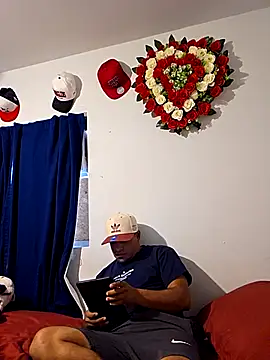 guajiro276565 online show from 03/31/26, 04:42