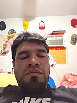 Snapshot of guajiro276565 chatting on 05/28/26, 08:37 guajiro276565 online show from 05/28/26, 08:37