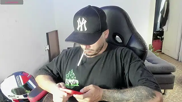 ragnar lothbrok777 online show from 09/22/25, 10:16