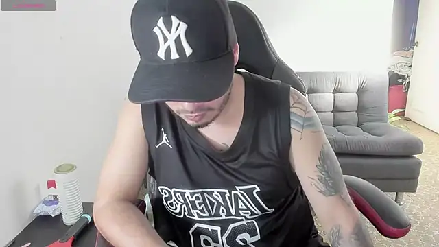 ragnar lothbrok777 online show from 09/25/25, 08:59