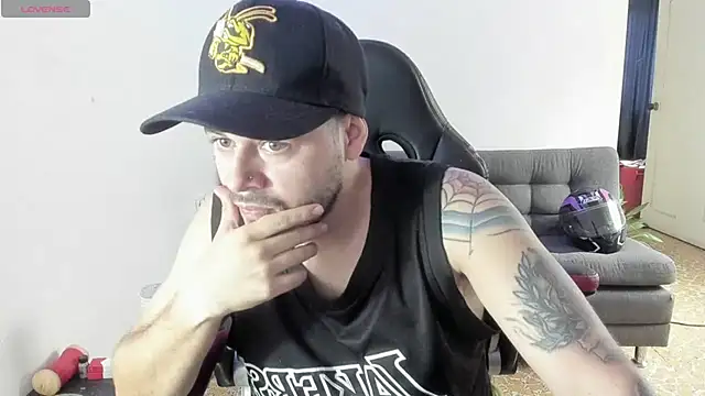 ragnar lothbrok777 online show from 09/30/25, 08:15