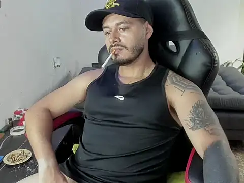 ragnar lothbrok777 online show from 11/17/25, 09:08