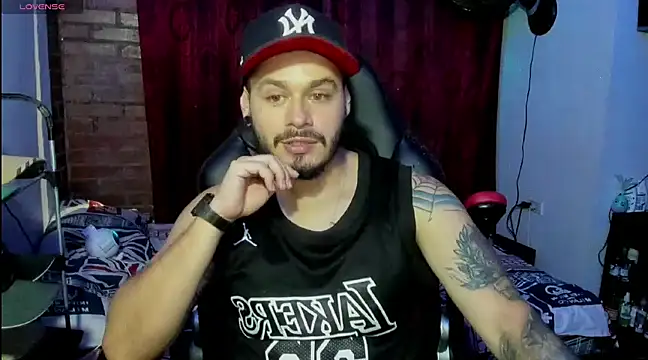 ragnar lothbrok777 online show from 02/18/25, 01:32