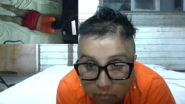 erinadarling79 online show from 11/23/25, 03:16