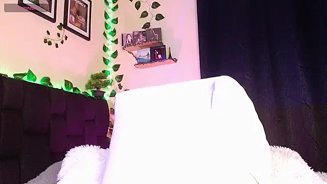 Snapshot of isaac-saenz chatting on 03/12/25, 08:41 isaac-saenz online show from 03/12/25, 08:41