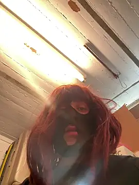 Bleueyez007 online show from 04/05/26, 08:21