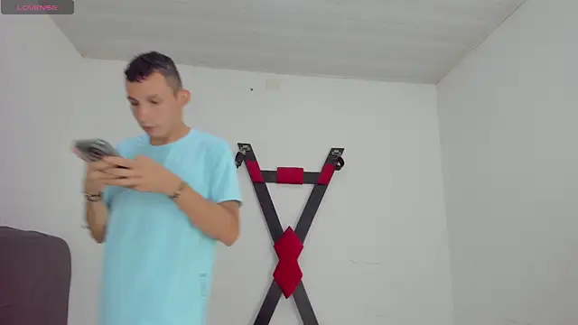 Snapshot of Isak_Millan chatting on 10/07/25, 10:00 Isak Millan online show from 10/07/25, 10:00