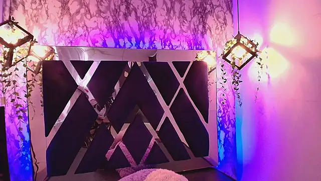 charlotte bluee online show from 11/03/25, 12:20