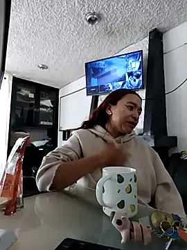 charlotte bluee online show from 10/07/25, 06:53