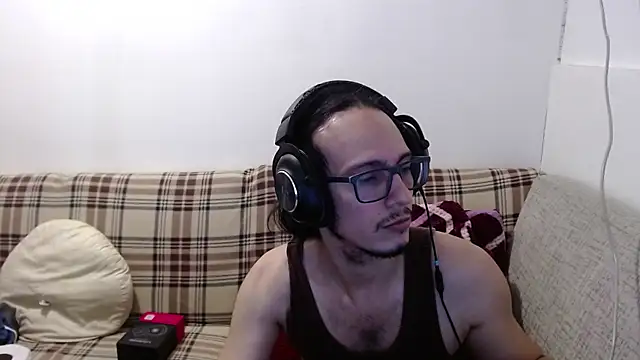 Snapshot of cholitohermoso chatting on 04/07/26, 04:20 cholitohermoso online show from 04/07/26, 04:20
