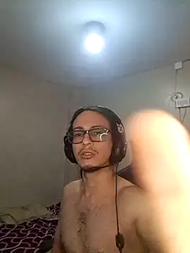 Snapshot of cholitohermoso chatting on 02/24/25, 10:36 cholitohermoso online show from 02/24/25, 10:36