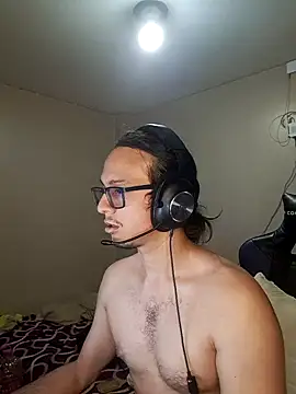Snapshot of cholitohermoso chatting on 02/27/25, 10:42 cholitohermoso online show from 02/27/25, 10:42