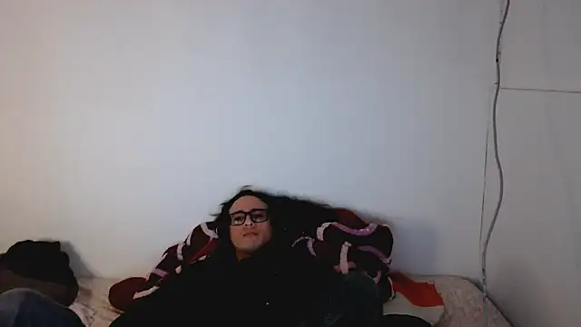 Snapshot of cholitohermoso chatting on 10/07/25, 02:07 cholitohermoso online show from 10/07/25, 02:07