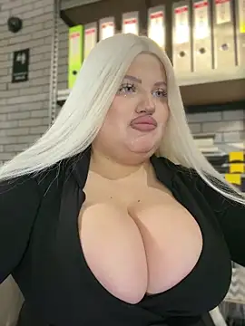 Eliaden online show from 10/24/25, 02:54