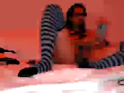 Snapshot of Iscariot19 chatting on 10/19/25, 08:06 Iscariot19 online show from 10/19/25, 08:06