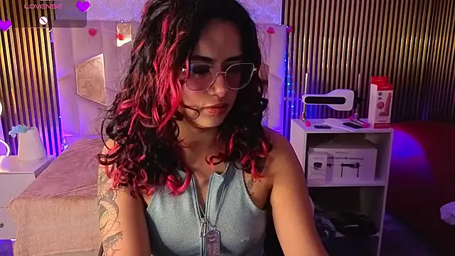 kristen tay online show from 04/07/26, 03:08