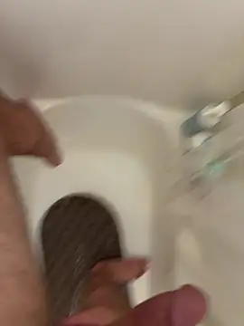 danyh2023 online show from 02/17/26, 08:06