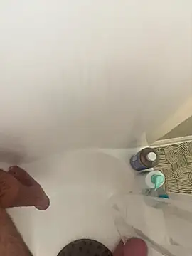 danyh2023 online show from 12/03/25, 06:29