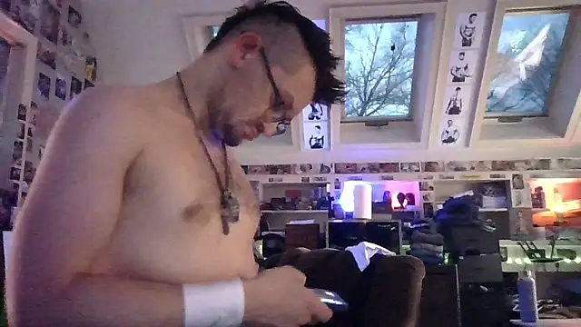 Sk00byJaXxX212 online show from 01/08/26, 10:49