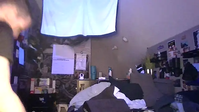 Sk00byJaXxX212 online show from 09/10/25, 03:16