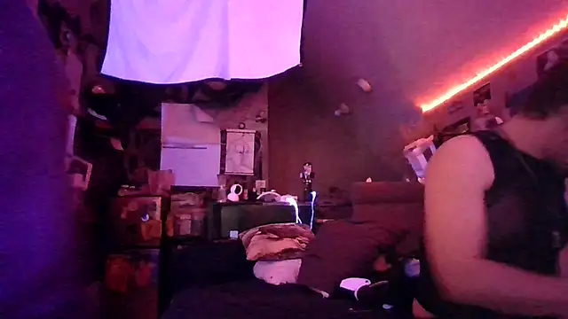 Sk00byJaXxX212 online show from 10/24/25, 09:08