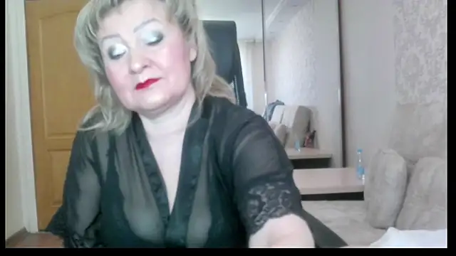 Victoria secrets  online show from 04/15/26, 04:40