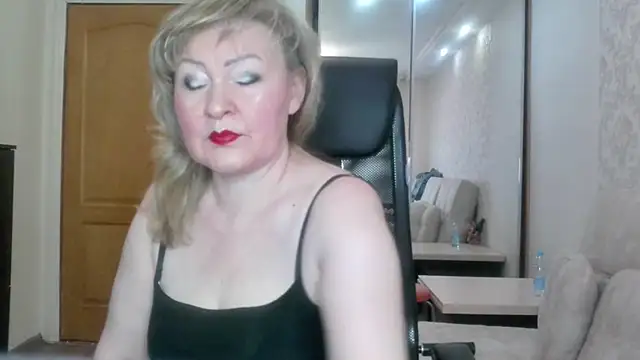 Victoria secrets  online show from 04/14/26, 05:34