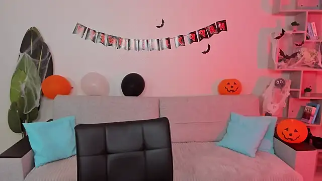 GabriellaMays online show from 11/01/25, 05:14