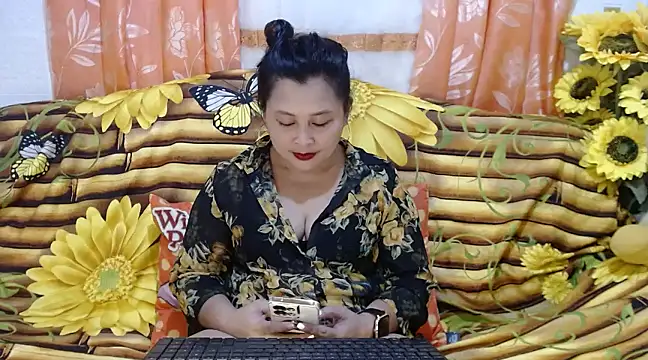 UrSweetClassyPinay online show from 02/11/25, 07:12