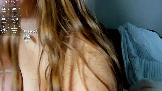 Snapshot of KateLibby chatting on 11/13/25, 05:11 KateLibby online show from 11/13/25, 05:11