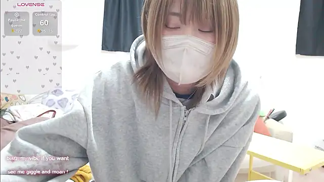 FUYU rain online show from 04/24/26, 01:07