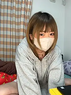 FUYU rain online show from 05/25/26, 02:00