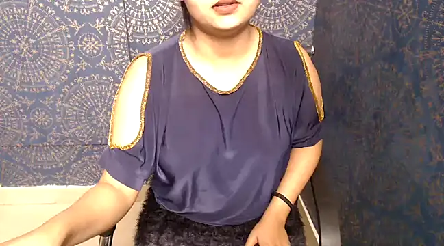 Snapshot of megancatluna chatting on 03/19/25, 08:12 megancatluna online show from 03/19/25, 08:12