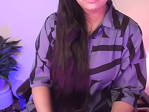 Snapshot of megancatluna chatting on 12/16/25, 04:28 megancatluna online show from 12/16/25, 04:28