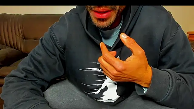 sexyhotmusclesforyou1 online show from 04/03/26, 07:37