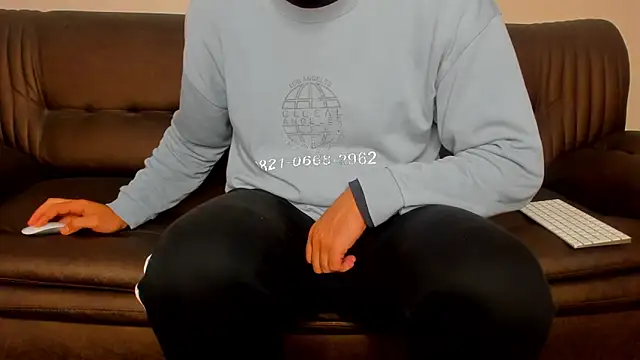 sexyhotmusclesforyou1 online show from 03/10/25, 12:28